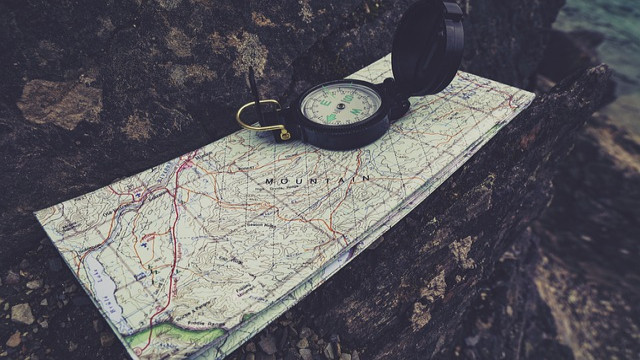 gps-navigaciya-kak-eto-pomogaet-povysit-bezopasnost-avtoparka
